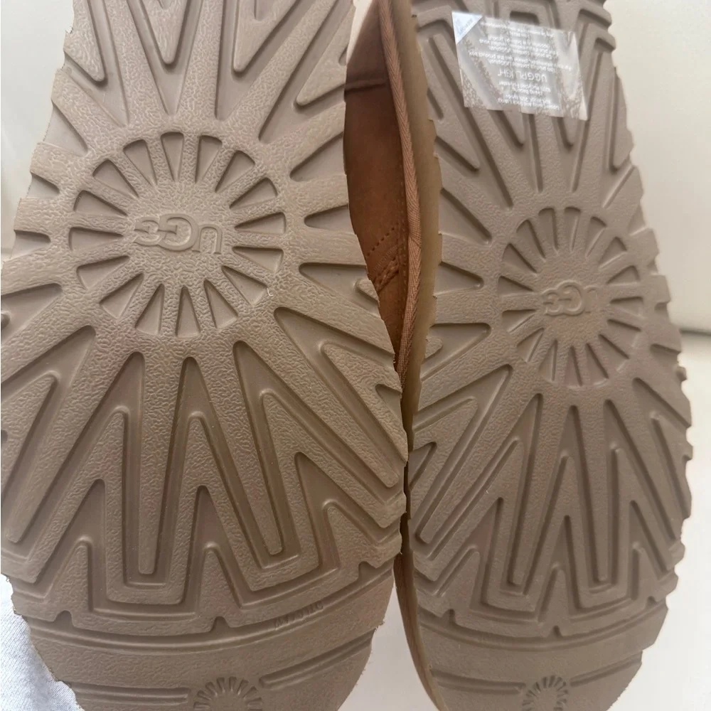 UGG®Men's Neumel Suede Chukka Boots Sz 12